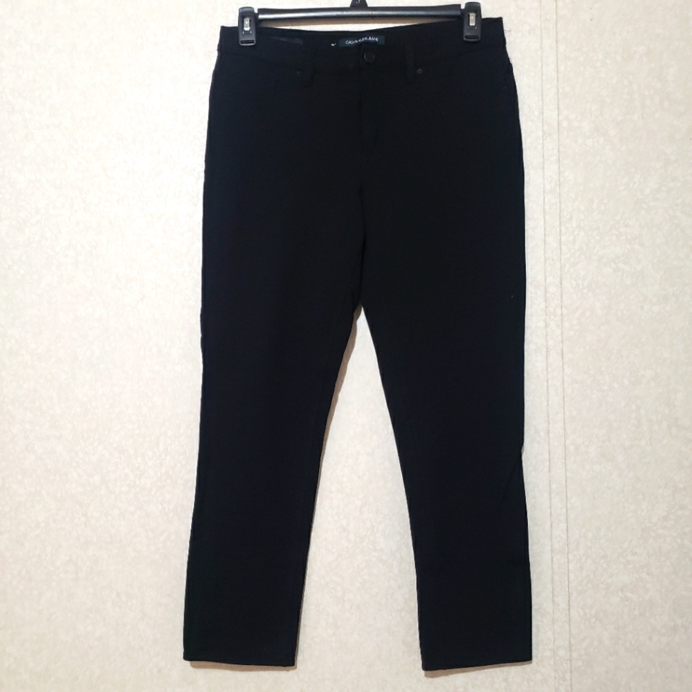 Calvin Klein Black Slim Fit legging.....size:12